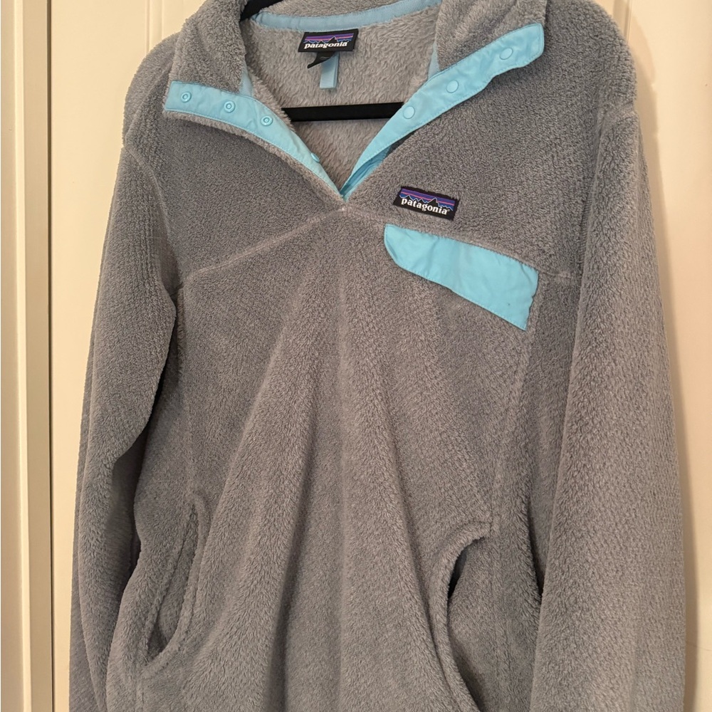 Patagonia Light Blue and Gray Snap Fleece